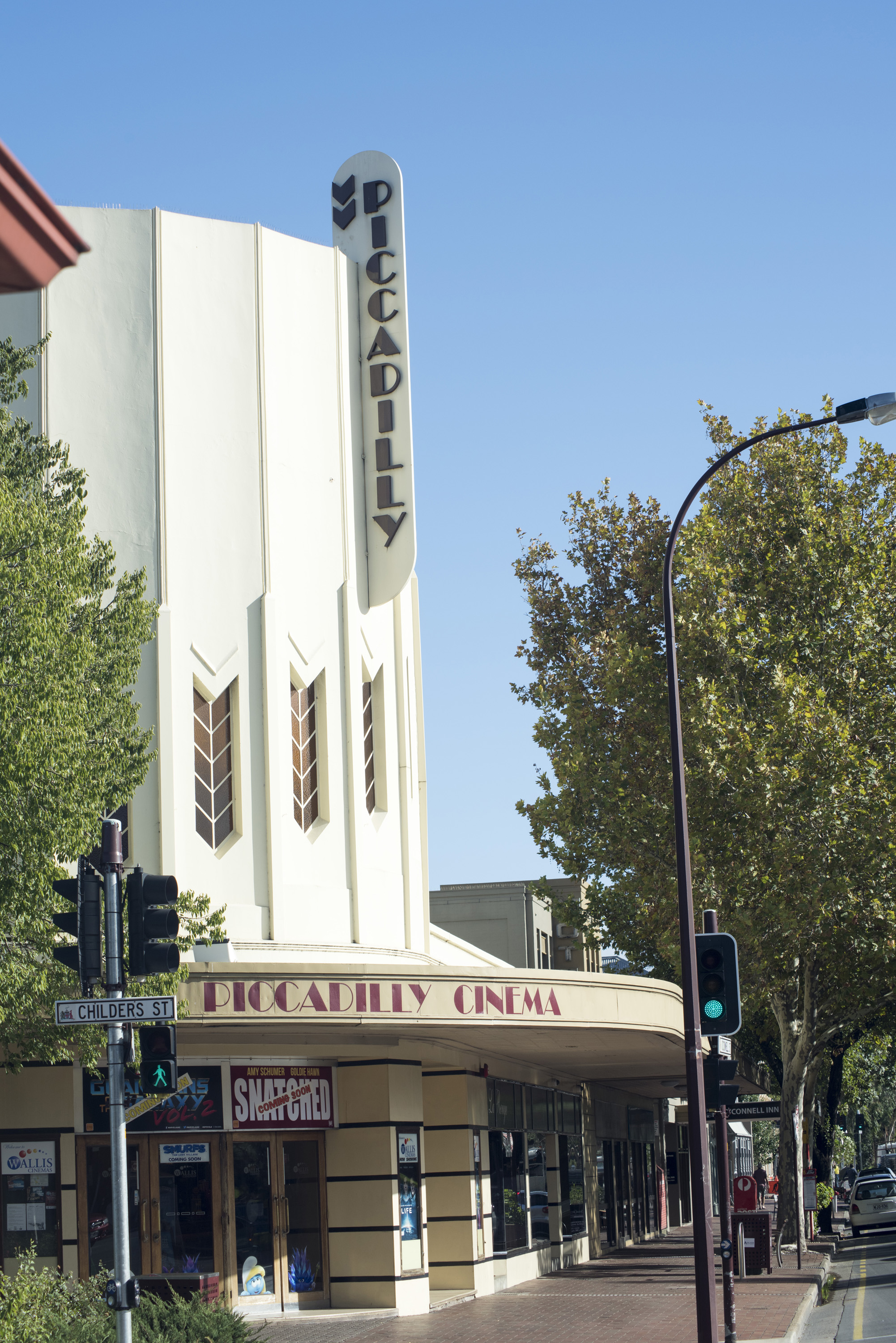 Photo of Art Deco exterior facade of the Piccadilly Cinema Free